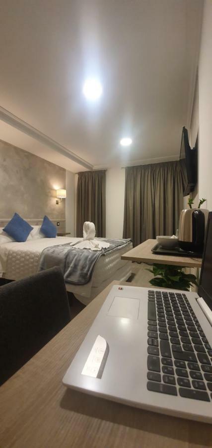 Atocha28 Hotel Madrid Exterior photo